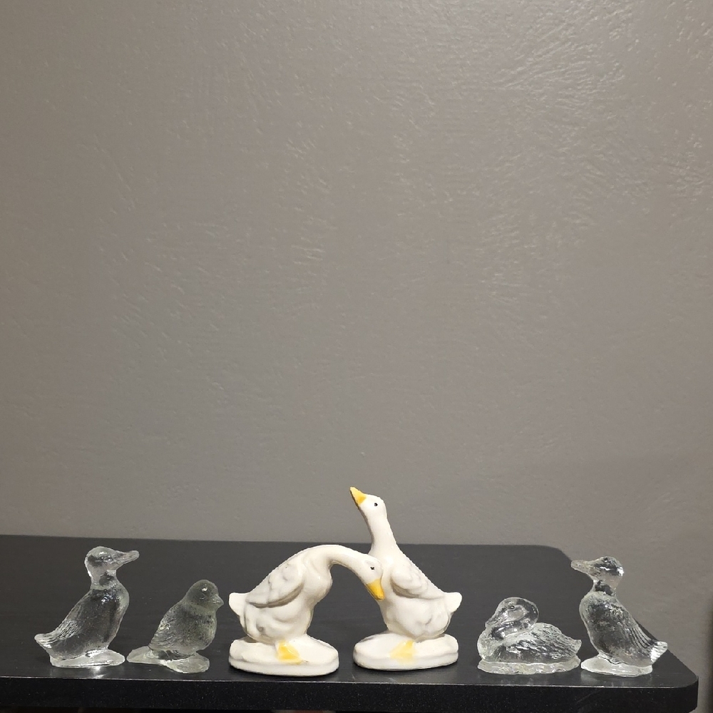 Elegant White and Yellow Goose And Duck Figurine Set